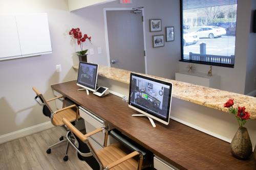 desk_-_good
